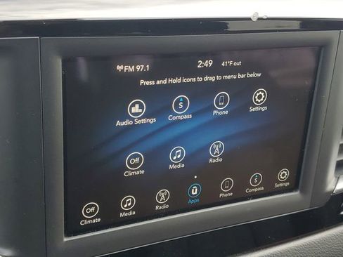 Used 2019 Chrysler Pacifica L image 27
