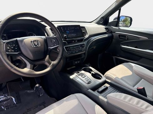 Used 2023 Honda Passport EX-L image 15