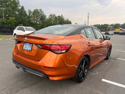 Used 2021 Nissan Sentra SR w/ SR Premium Package FWD image 4