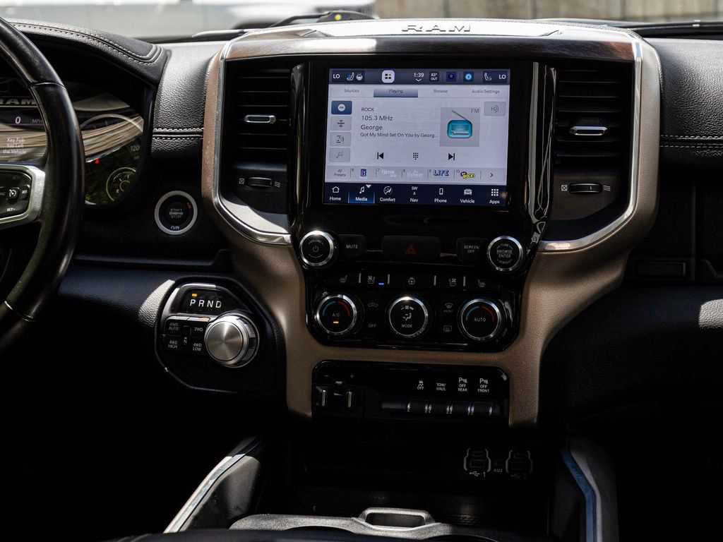 Used 2022 RAM 1500 Laramie AWD/4WD image 21