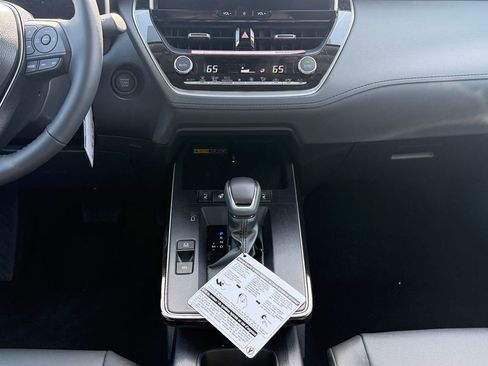 Used 2026 Toyota Corolla Cross XLE w/ Convenience Package image 15