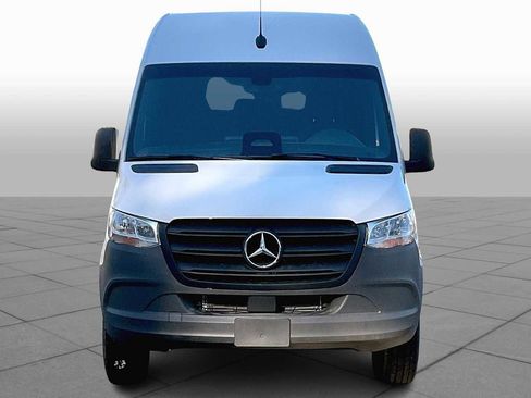 New 2025 Mercedes-Benz Sprinter 2500 image 2