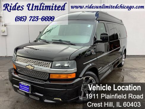 Used 2015 Chevrolet Express 2500 Extended RWD image 1