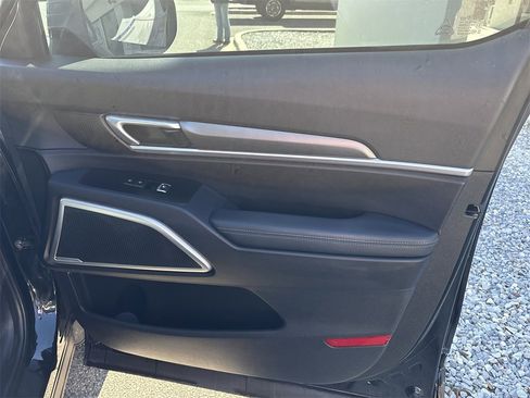 Used 2021 Kia Telluride LX image 24