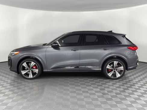 New 2026 Audi SQ5 Premium Plus AWD/4WD image 2