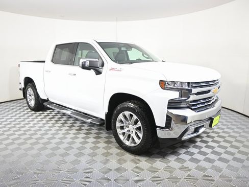 Used 2022 Chevrolet Silverado 1500 LTZ image 10
