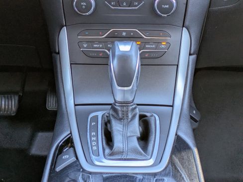 Used 2015 Ford Edge SEL w/ Equipment Group 201A image 15