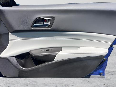 Used 2016 Acura ILX FWD image 35