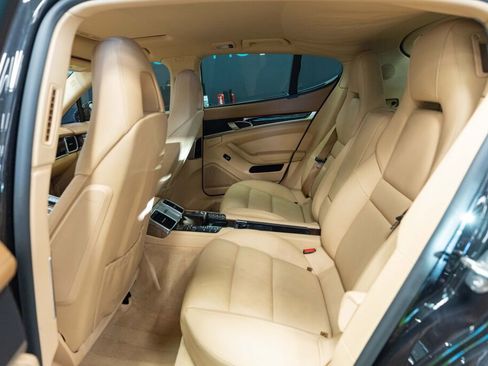 Used 2010 Porsche Panamera 4S image 12