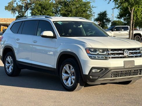Used 2019 Volkswagen Atlas SE image 3