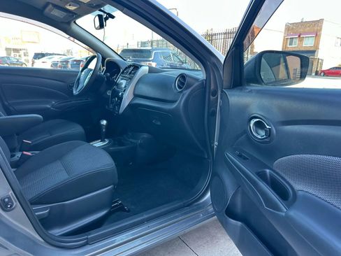 Used 2017 Nissan Versa SV w/ SV Special Edition Package image 11