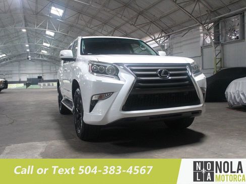 Used 2014 Lexus GX 460 w/ Premium Package AWD/4WD image 7