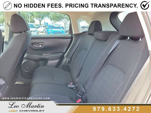 Used 2025 Honda HR-V LX image 8