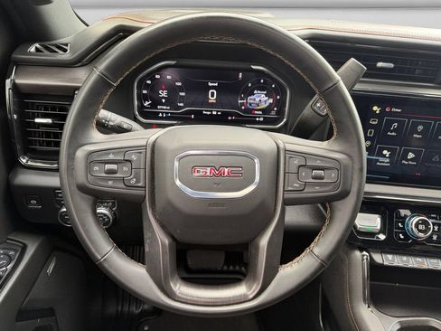 Used 2024 GMC Sierra 2500 AT4 w/ AT4 Premium Plus Package AWD/4WD image 12