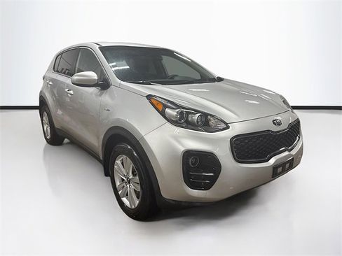 Used 2019 Kia Sportage LX image 1