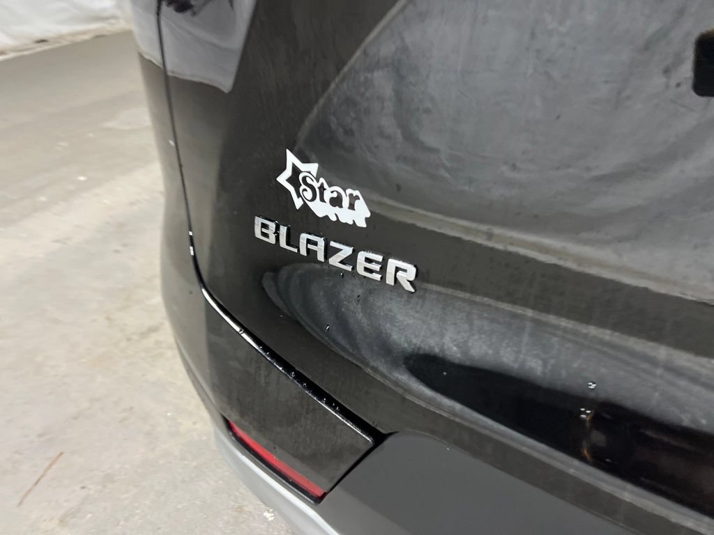 Used 2019 Chevrolet Blazer LT w/ Sun and Wheels Package FWD image 17