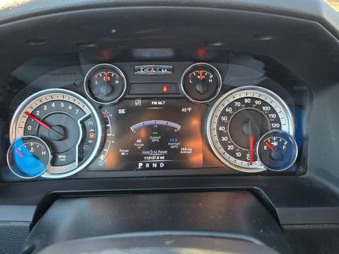 Used 2016 RAM 1500 Laramie w/ Convenience Group AWD/4WD image 13