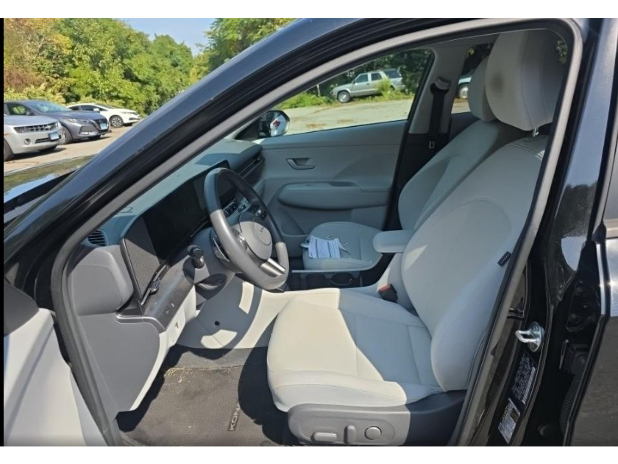 Used 2024 Hyundai Kona SEL FWD image 5