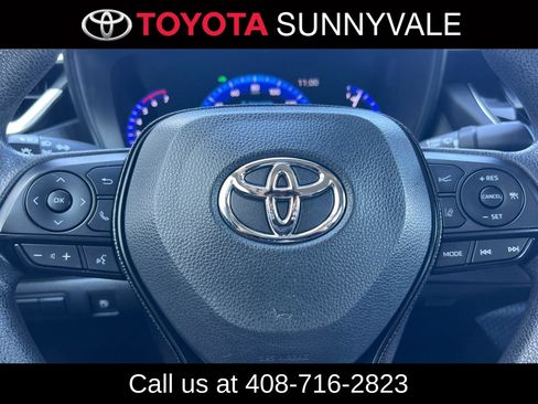 Used 2021 Toyota Corolla LE image 26