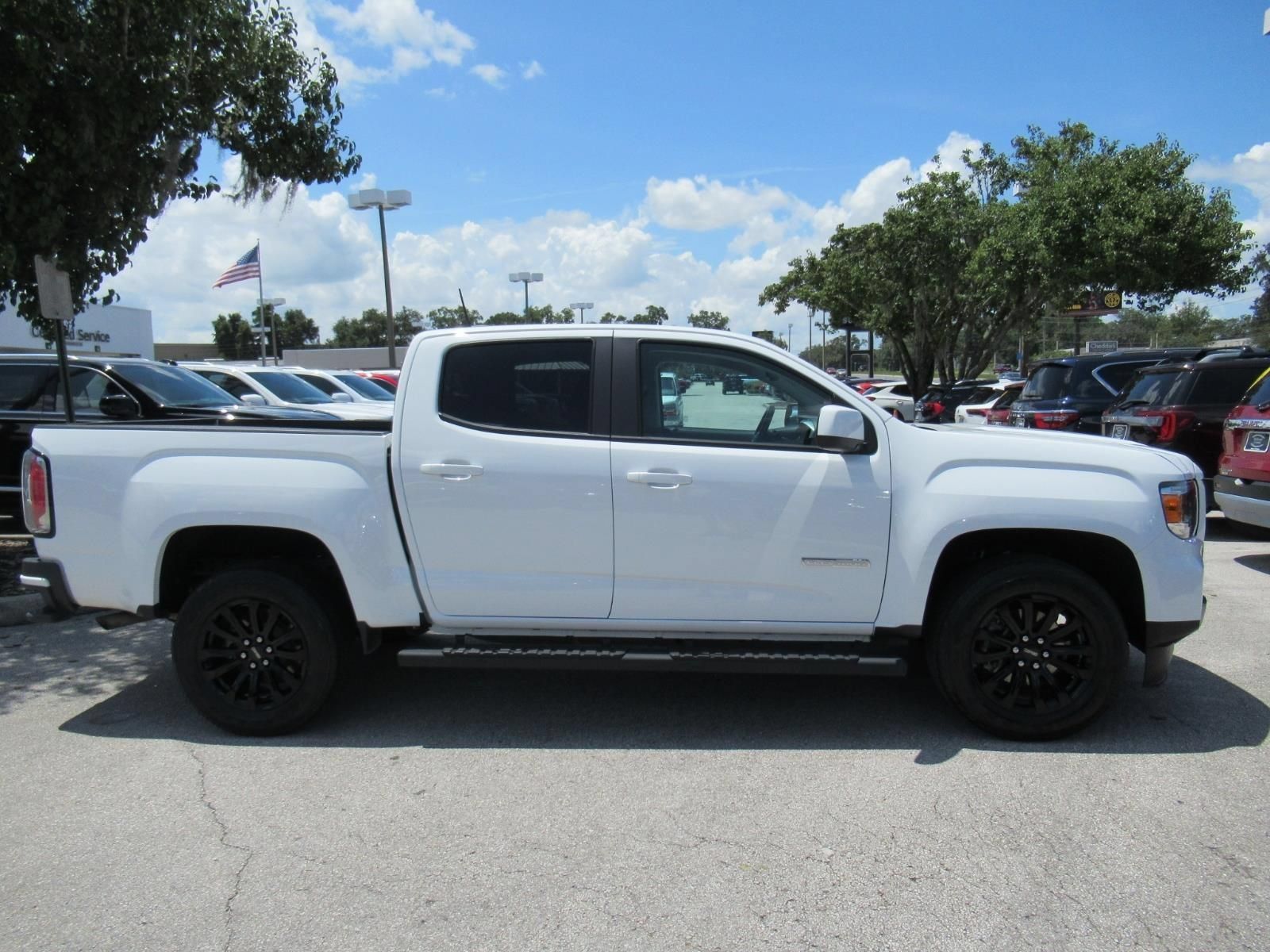 Used 2022 GMC Canyon Elevation w/ Trailering Package RWD image 2