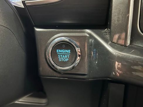 Used 2022 Ford F150 XLT w/ Equipment Group 302A High image 29