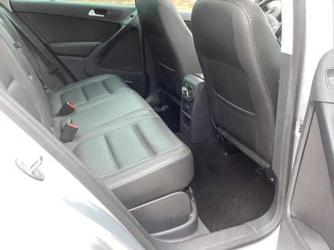 Used 2014 Volkswagen Tiguan SEL image 14