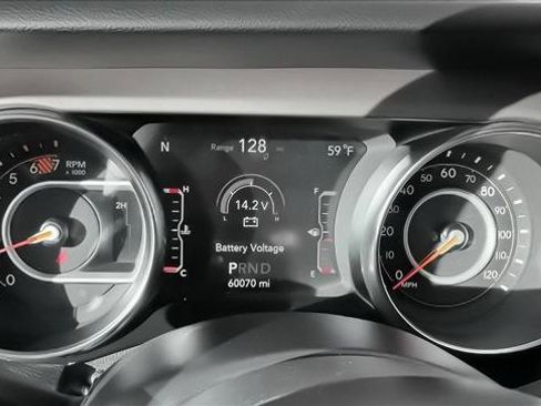 Used 2020 Jeep Wrangler Unlimited Sport image 12