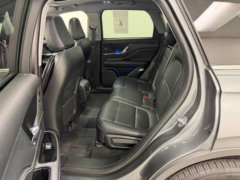 Used 2021 Lincoln Corsair Reserve w/ Equipment Group 201A AWD/4WD image 17