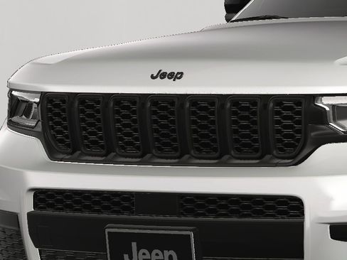 New 2025 Jeep Grand Cherokee L Altitude image 10