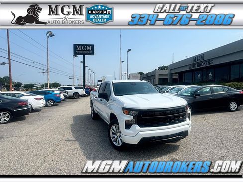Used 2022 Chevrolet Silverado 1500 Custom RWD image 1