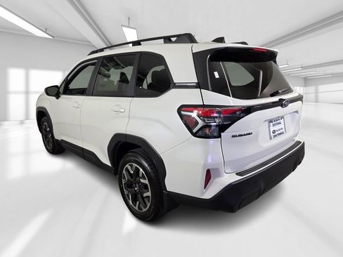 New 2026 Subaru Forester Premium image 4