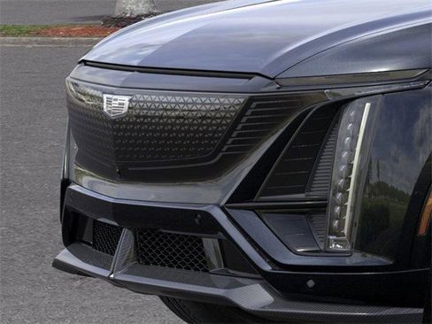New 2026 Cadillac Lyriq V w/ Exterior Carbon Fiber Package image 13