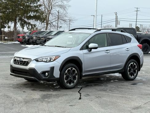 Used 2023 Subaru Crosstrek 2.0i Premium image 7