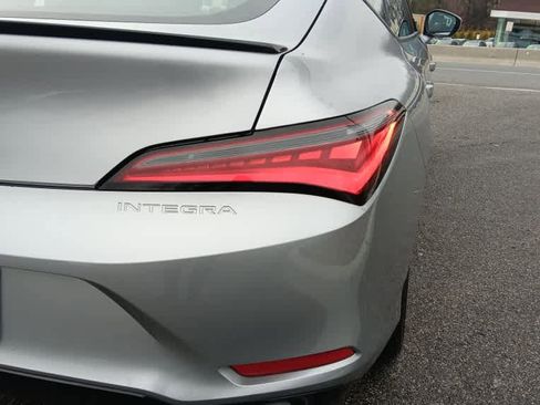 Used 2023 Acura Integra A-Spec image 5