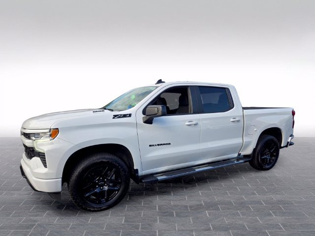 Used 2024 Chevrolet Silverado 1500 RST AWD/4WD image 3