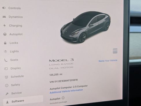 Used 2019 Tesla Model 3 Long Range image 32