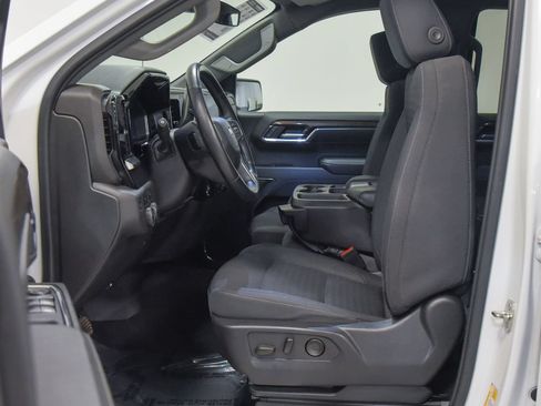 Used 2023 Chevrolet Silverado 1500 LT AWD/4WD image 10
