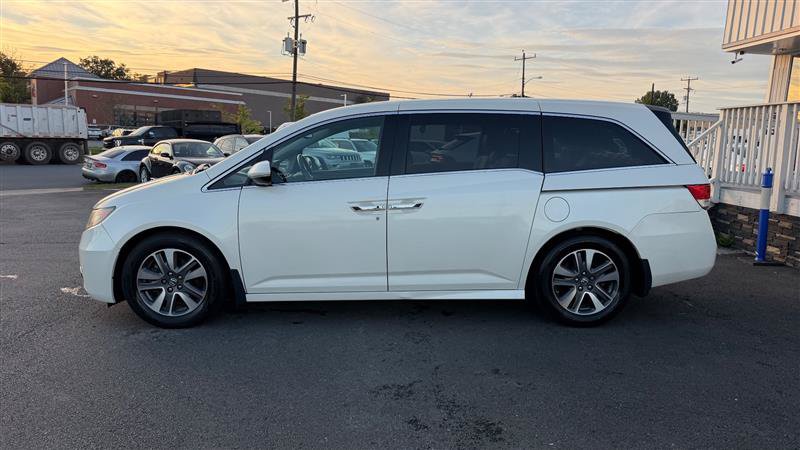 Used 2016 Honda Odyssey Touring image 3