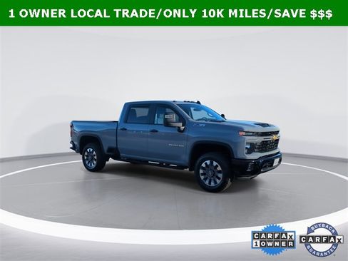 Used 2025 Chevrolet Silverado 2500 Custom w/ Custom Value Package image 2