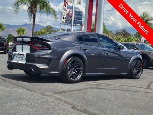 Used 2021 Dodge Charger Scat Pack RWD image 4