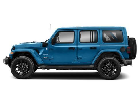 Certified 2021 Jeep Wrangler Unlimited Sahara w/ Cold Weather Group AWD/4WD image 2
