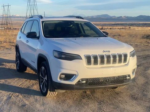 Certified 2022 Jeep Cherokee Limited w/ Elite Package image 3