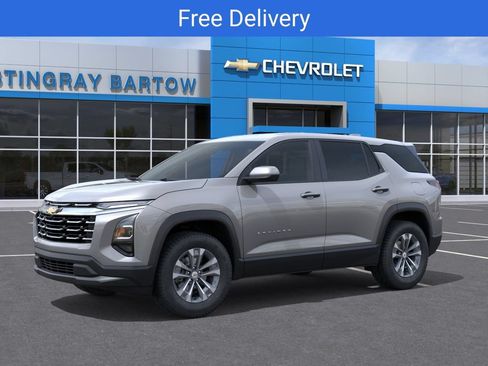 New 2026 Chevrolet Equinox LT FWD image 2