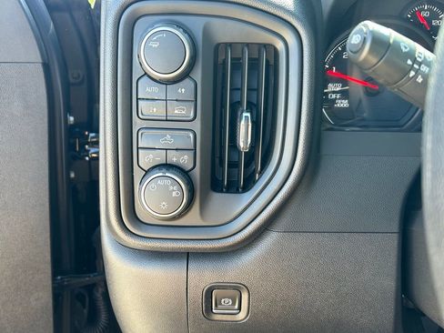 Used 2023 Chevrolet Silverado 1500 Custom AWD/4WD image 13