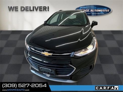 Used 2020 Chevrolet Trax LT w/ LT Convenience Package image 3