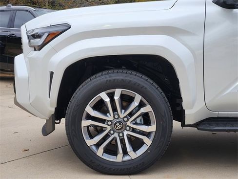 New 2025 Toyota 4Runner Limited image 5