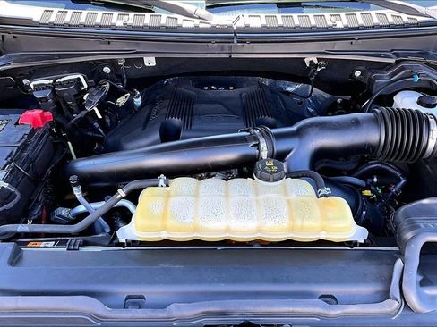 Used 2019 Ford Expedition Platinum AWD/4WD image 26