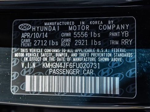 Used 2015 Hyundai Genesis 5.0 w/ Option Group 05 RWD image 28