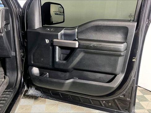 Used 2019 Ford F150 XLT w/ Equipment Group 302A Luxury AWD/4WD image 19