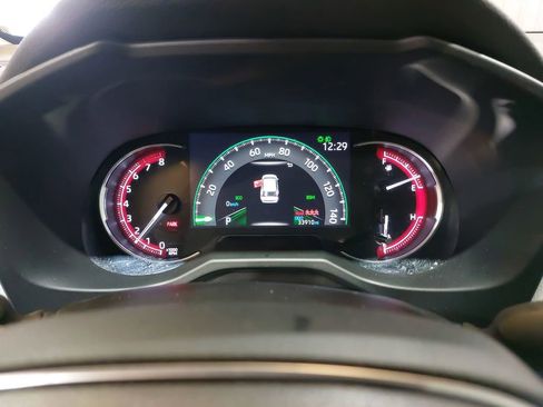 Used 2023 Toyota RAV4 XLE Premium image 19